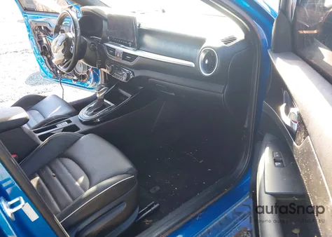 2023 Kia Forte Gt-Line z USA, uszkodzony, nr VIN 3KPF54AD0PE624063